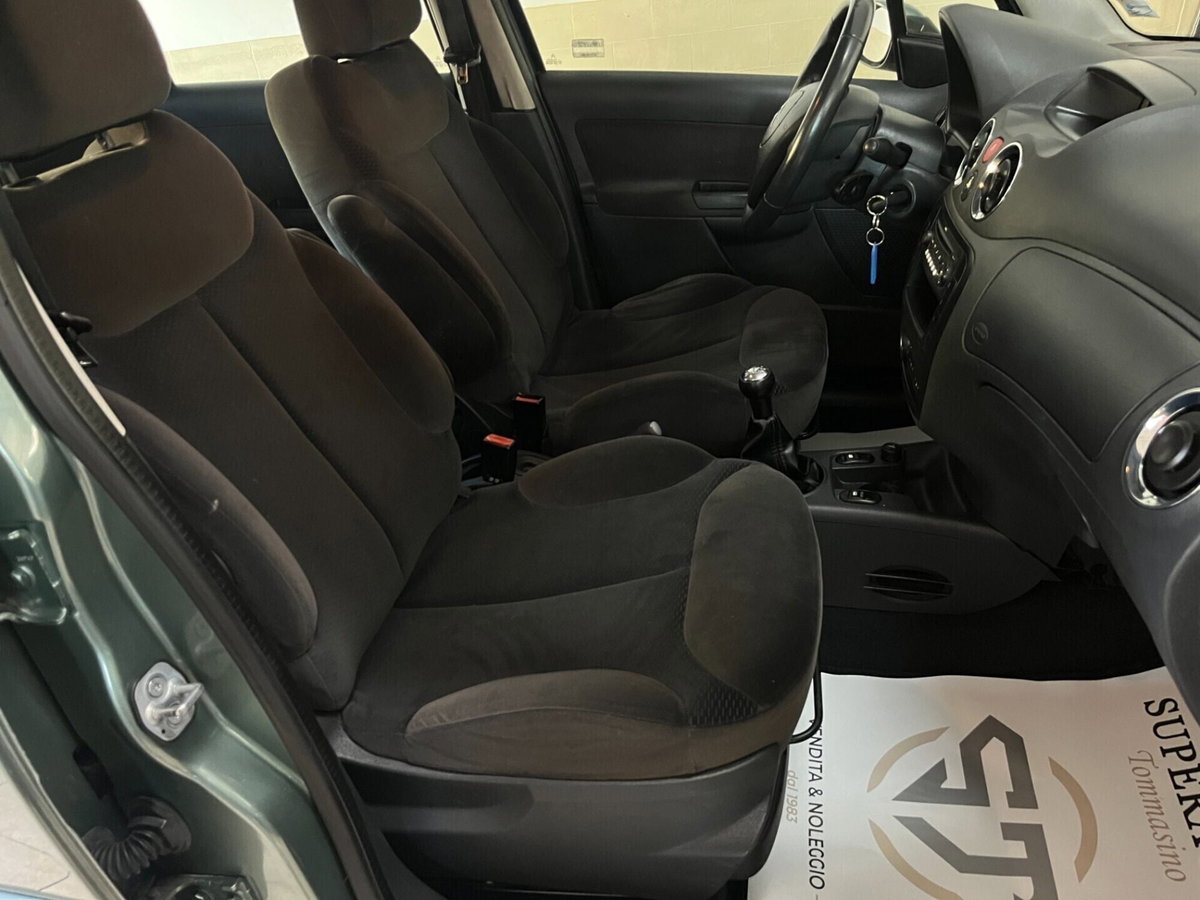 Citroen C3 1.4 HDi 70CV Gold by Pinko (7)