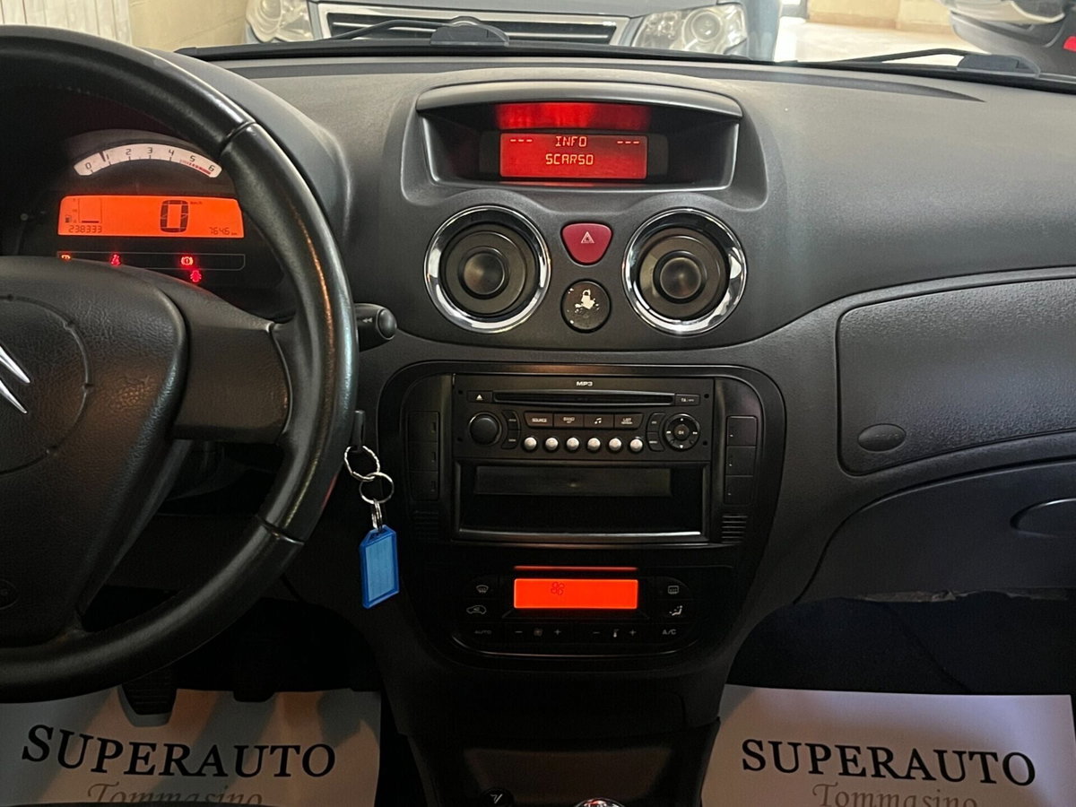 Citroen C3 1.4 HDi 70CV Gold by Pinko (8)