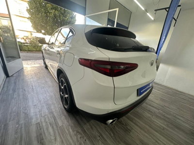 Alfa Romeo Stelvio 2.2 t Veloce rwd 160cv auto (6)