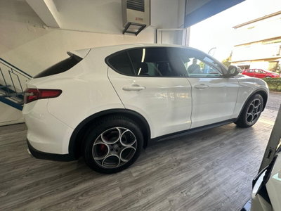 Alfa Romeo Stelvio 2.2 t Veloce rwd 160cv auto (7)