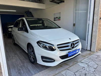 Mercedes-Benz Classe B 200 d Premium (3)