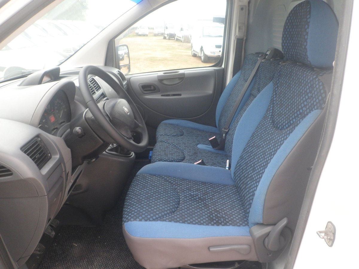 Fiat Scudo Furgone 2.0 MJT PL-TA Furgone Maxi 12q. Comfort (M1) (11)