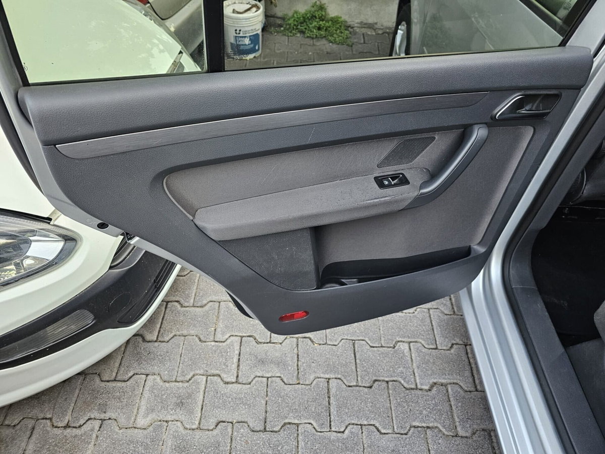 Volkswagen Touran 1.4 TSI Comfortline EcoFuel (12)