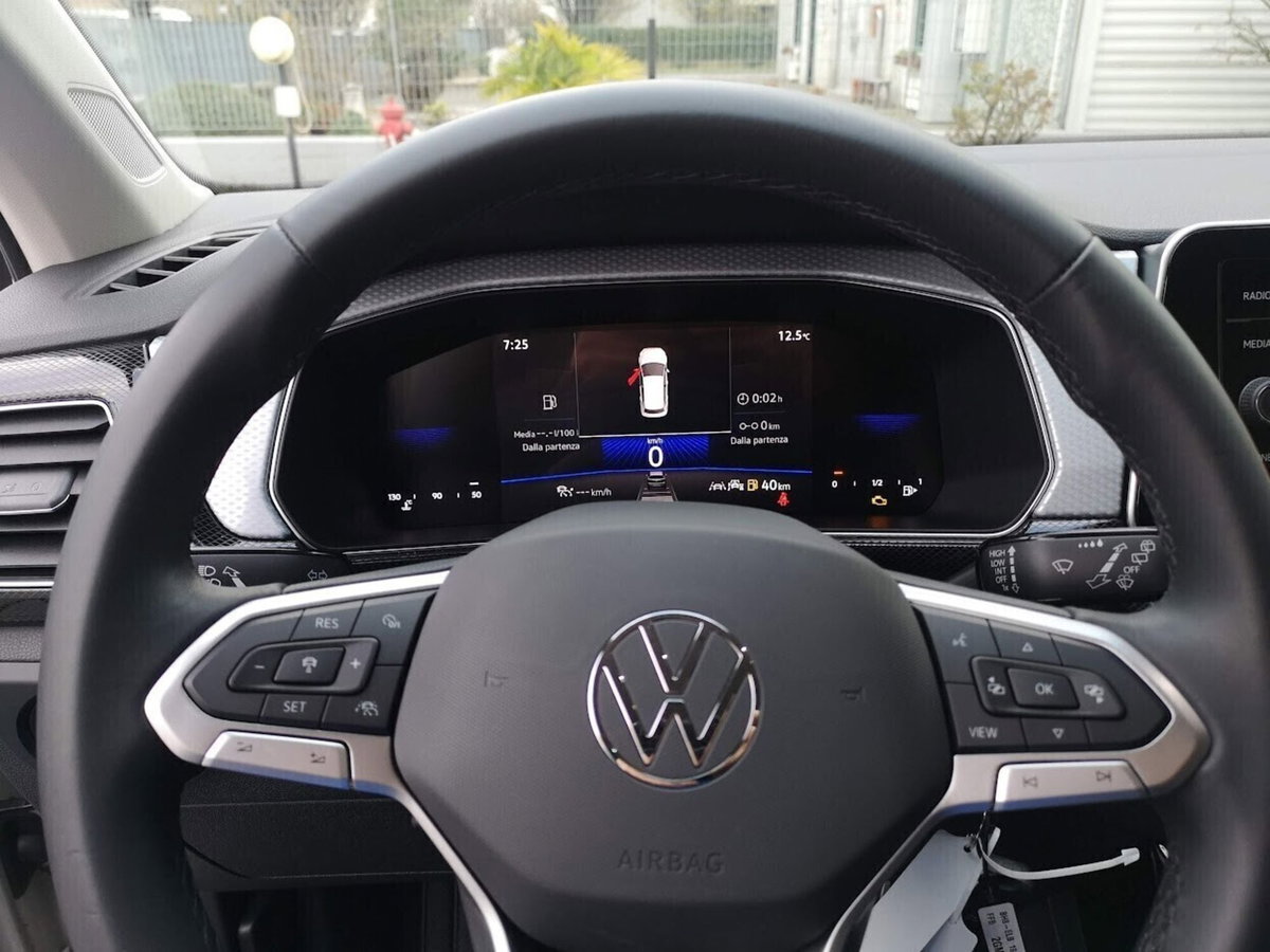 Volkswagen T-Cross 1.0 tsi Life 95cv (11)