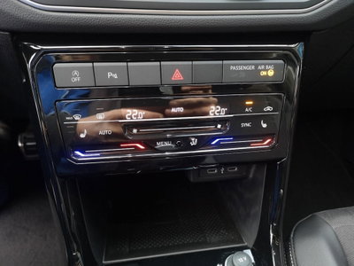 Volkswagen T-Cross 1.0 tsi Edition 95cv (15)