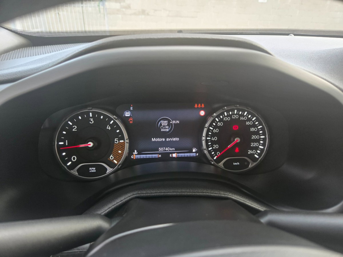 Jeep Renegade 1.6 Mjt 130 CV Limited (11)