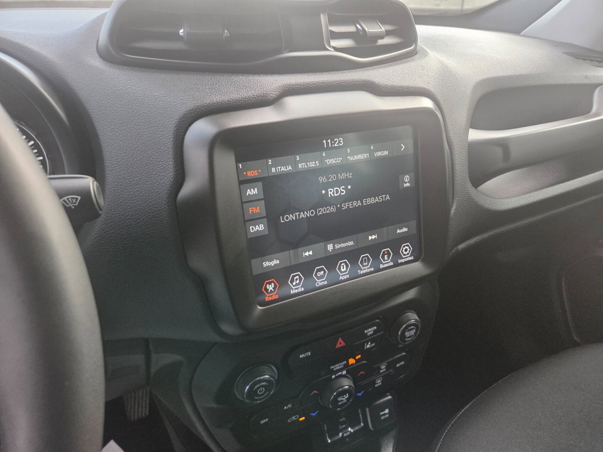Jeep Renegade 1.6 Mjt 130 CV Limited (12)