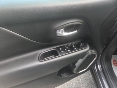 Jeep Renegade 1.6 Mjt 130 CV Limited (15)
