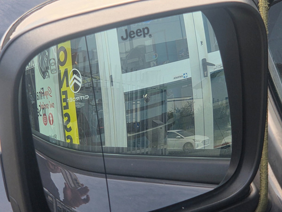 Jeep Renegade 1.6 Mjt 130 CV Limited (18)