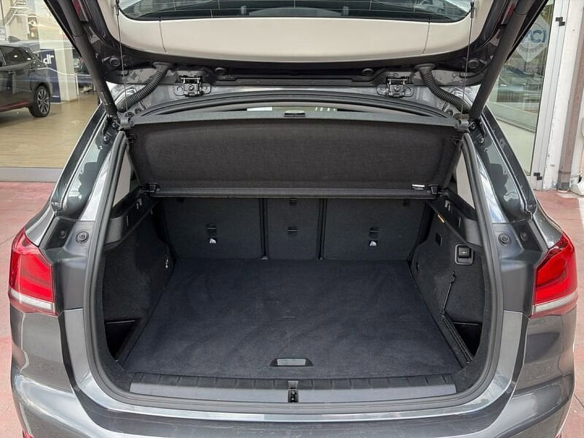 BMW X1 xDrive25e Business Advantage (16)