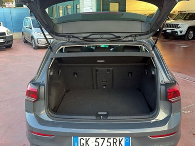 Volkswagen Golf 2.0 tdi Life 115cv (15)