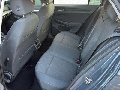 Volkswagen Golf 2.0 tdi Life 115cv (17)