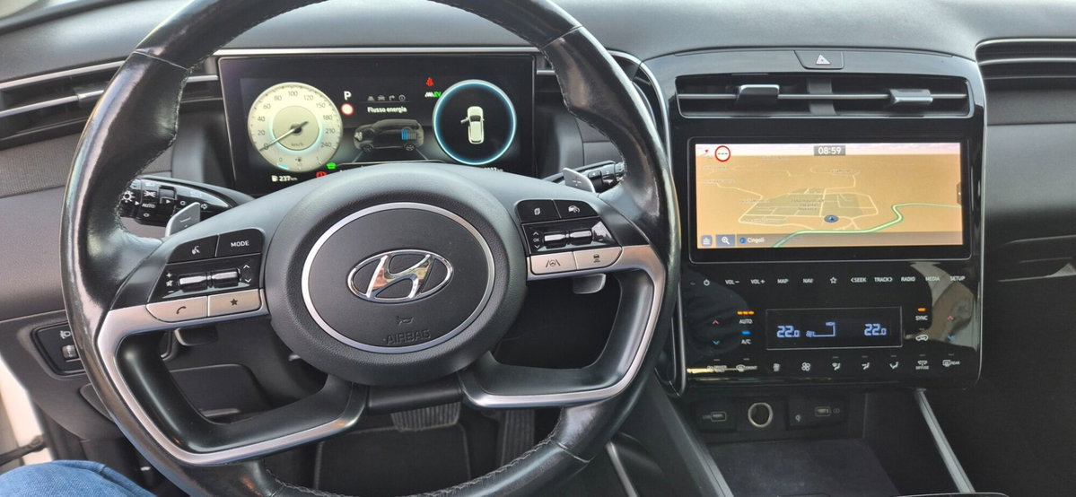 Hyundai Tucson 1.6 hev Exellence 4wd auto (11)
