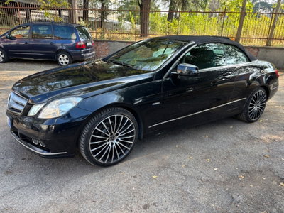 Mercedes-Benz Classe E Cabrio 200 CGI Cabrio BlueEFFICIENCY Avantgarde usata