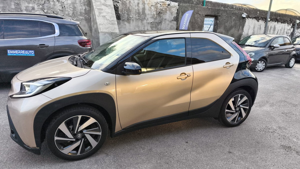 Toyota Aygo X 1.0 VVT-i 72 CV 5p. Undercover S-CVT (5)