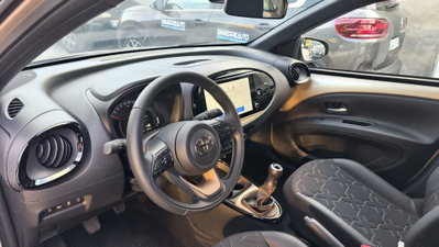 Toyota Aygo X 1.0 VVT-i 72 CV 5p. Undercover S-CVT (6)