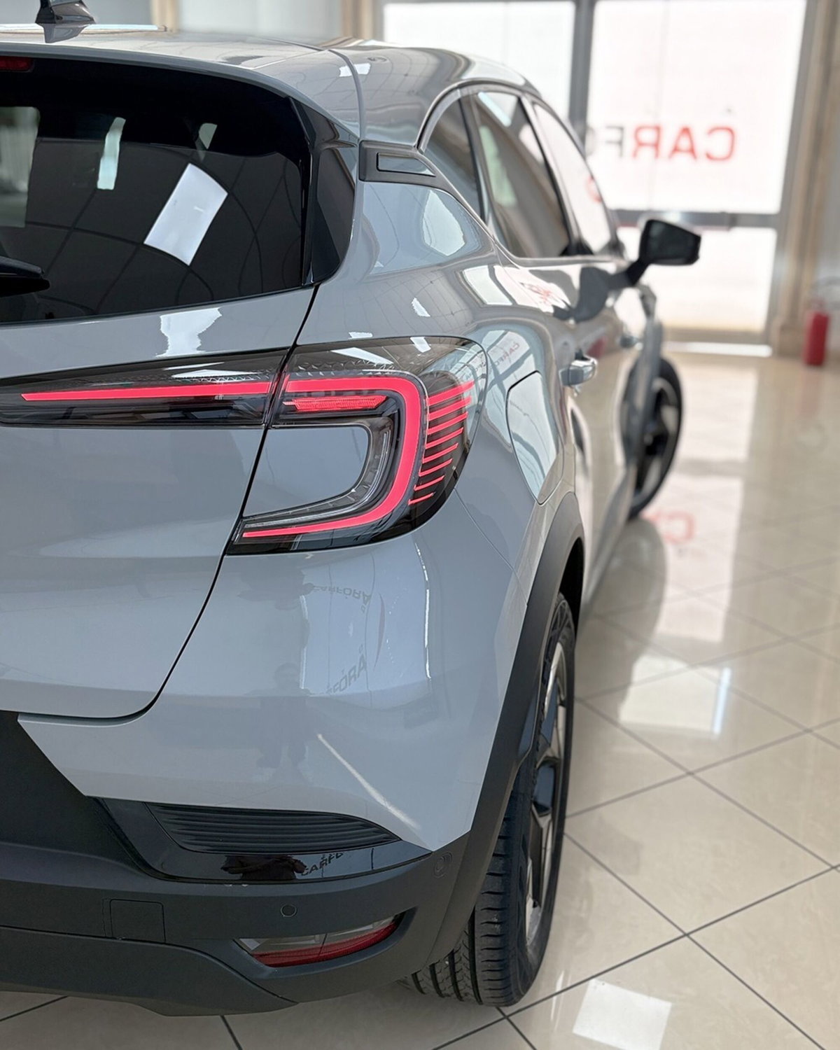 Renault Captur 1.2 eco-g Techno 120cv (3)