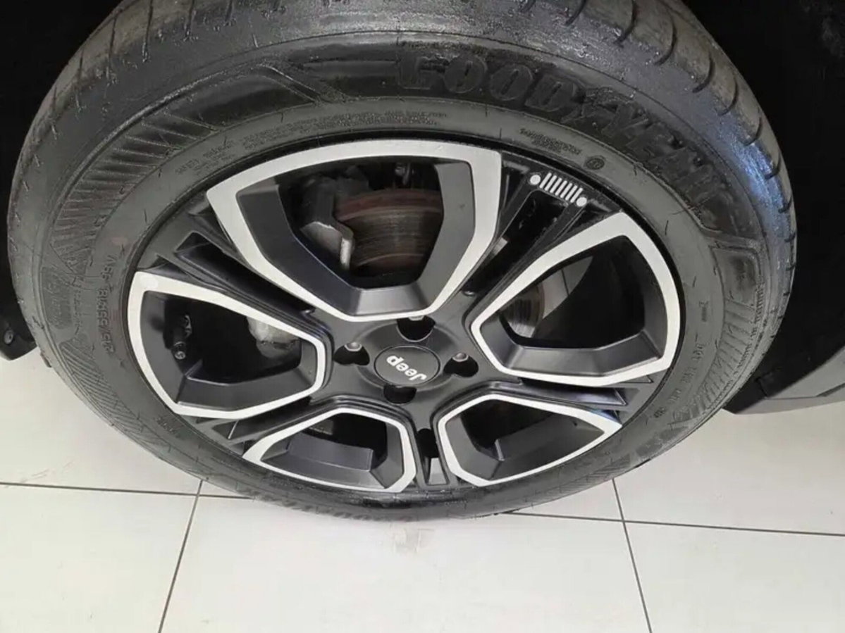 Jeep Avenger 1.2 turbo Summit fwd 100cv (5)