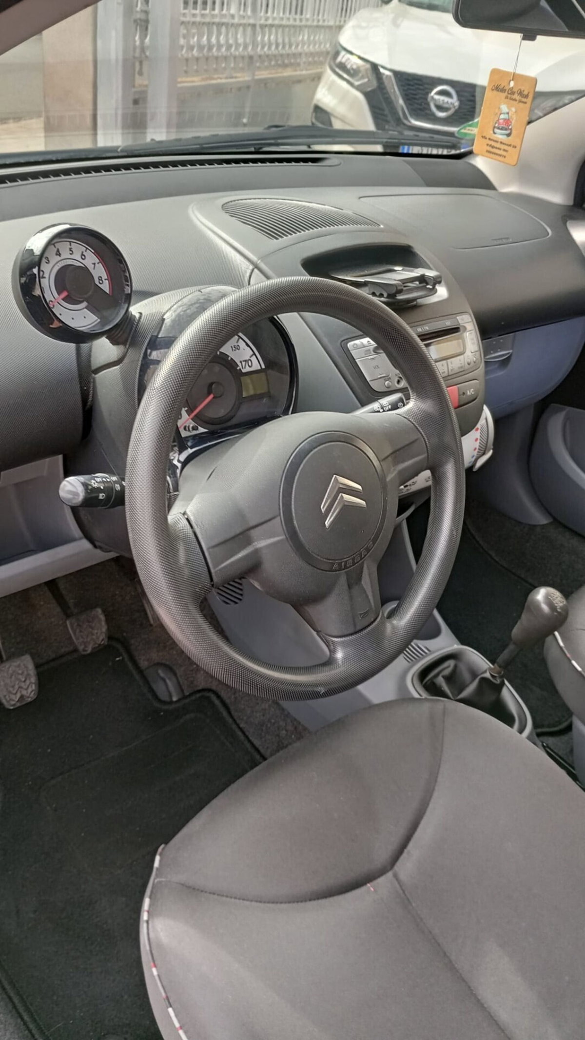 Citroen C1 1.0 5 porte (9)