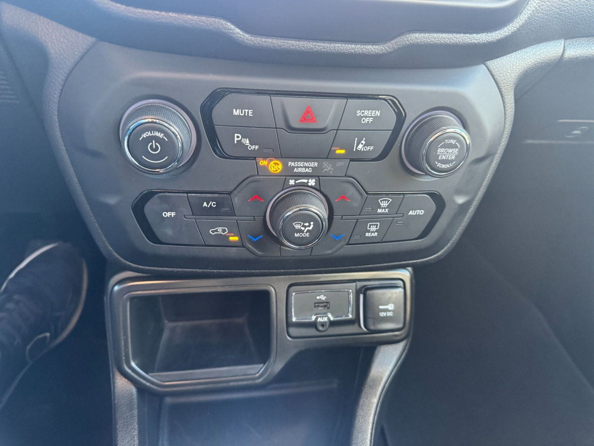 Jeep Renegade 1.6 Mjt 130 CV Limited (14)
