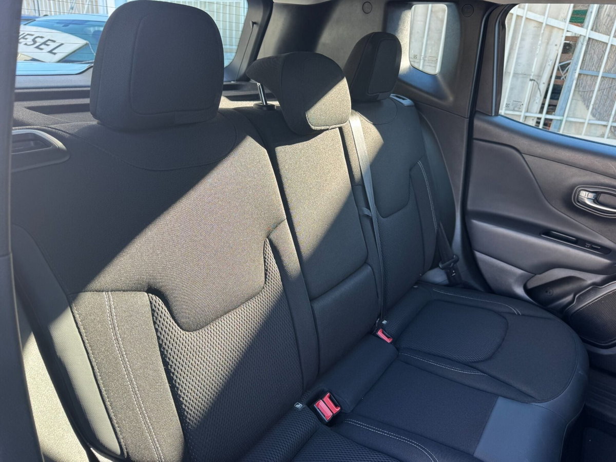 Jeep Renegade 1.6 Mjt 130 CV Limited (20)