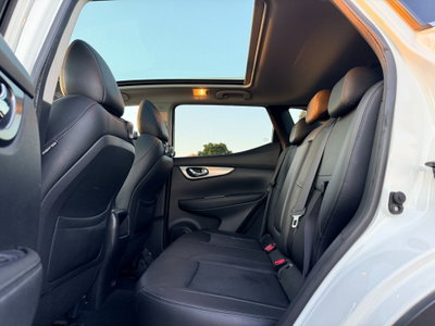 Nissan Qashqai 1.6 dCi 2WD Tekna (10)
