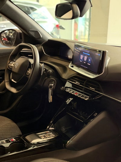 Peugeot 2008 BlueHDi 130 S&S EAT8 Allure Pack (11)