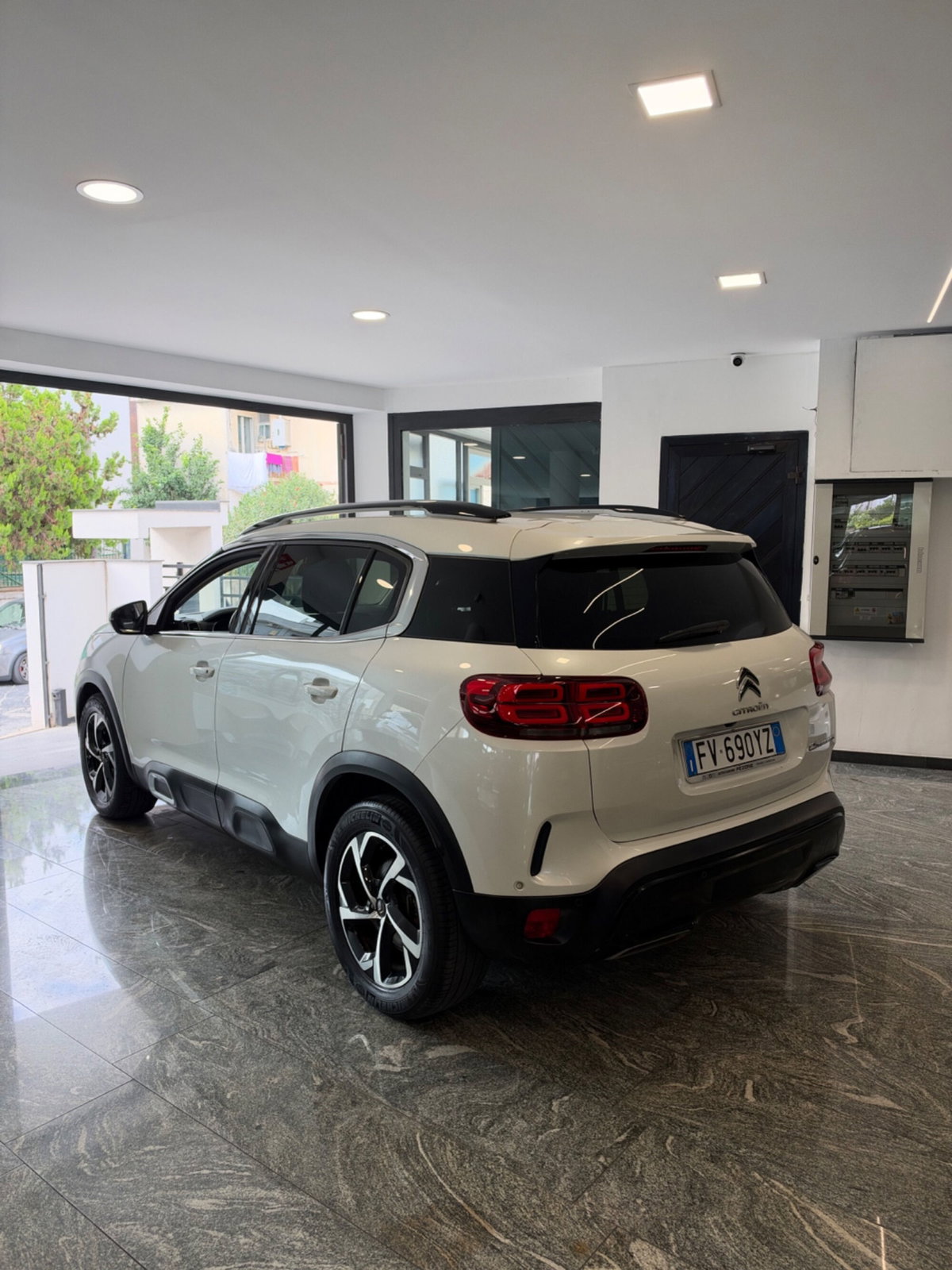 Citroen C5 Aircross Aircross BlueHDi 130 S&S EAT8 Shine Pack (3)