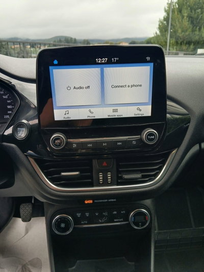 Ford Fiesta 1.1 75 CV GPL 5 porte Titanium (9)