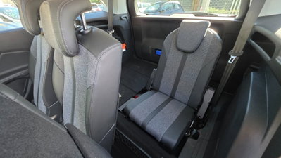 Peugeot 5008 BlueHDi 130 S&S Allure (13)