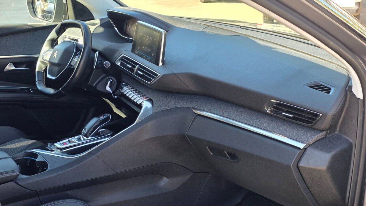 Peugeot 5008 BlueHDi 130 S&S Allure (15)