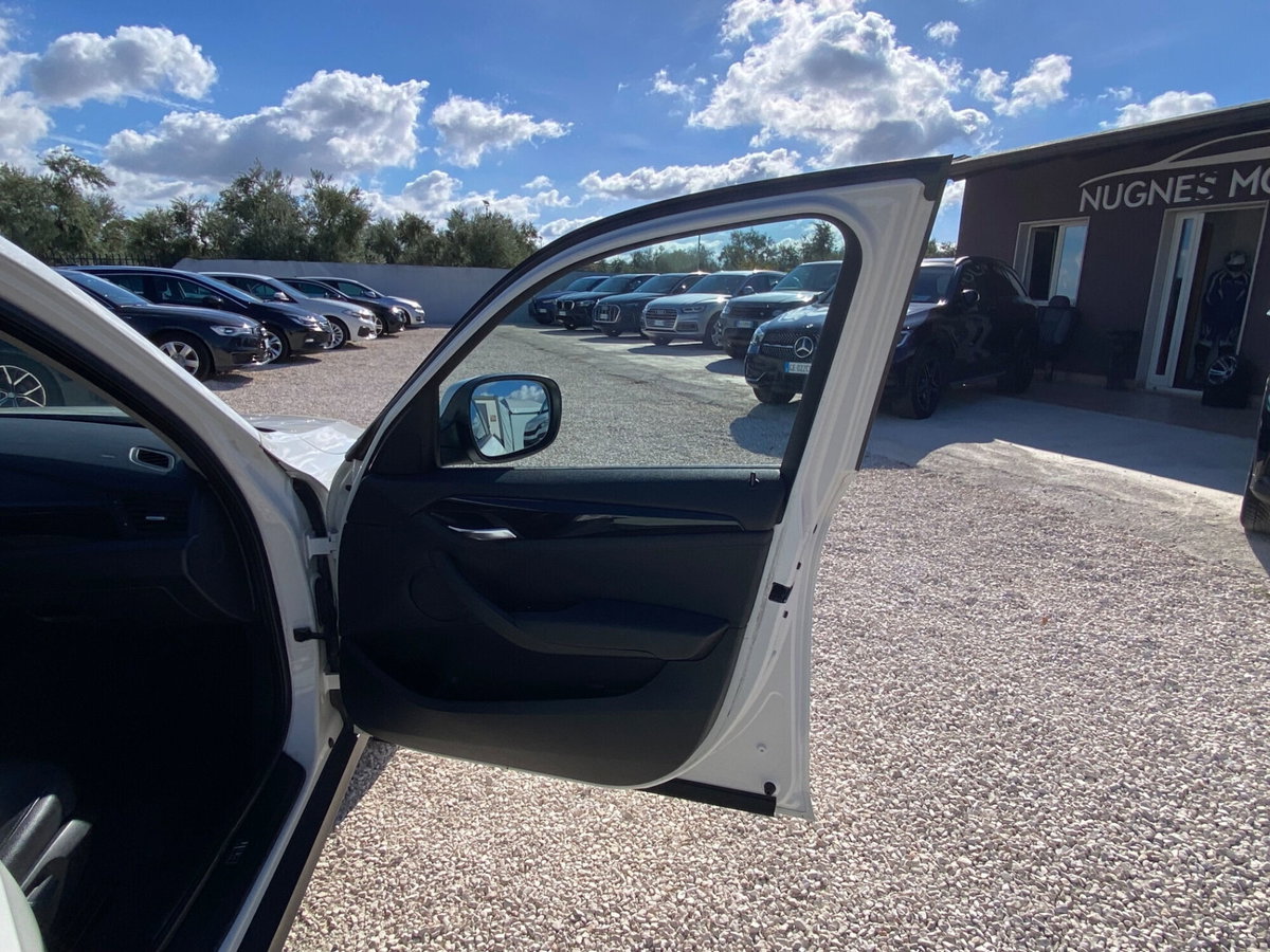 BMW X1 xDrive20d Futura (12)