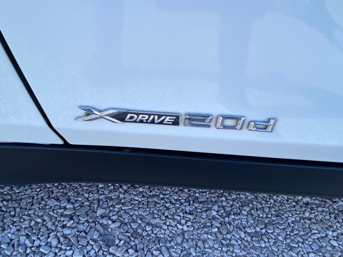 BMW X1 xDrive20d Futura (8)
