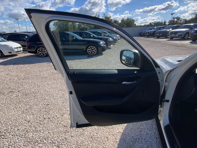 BMW X1 xDrive20d Futura (9)
