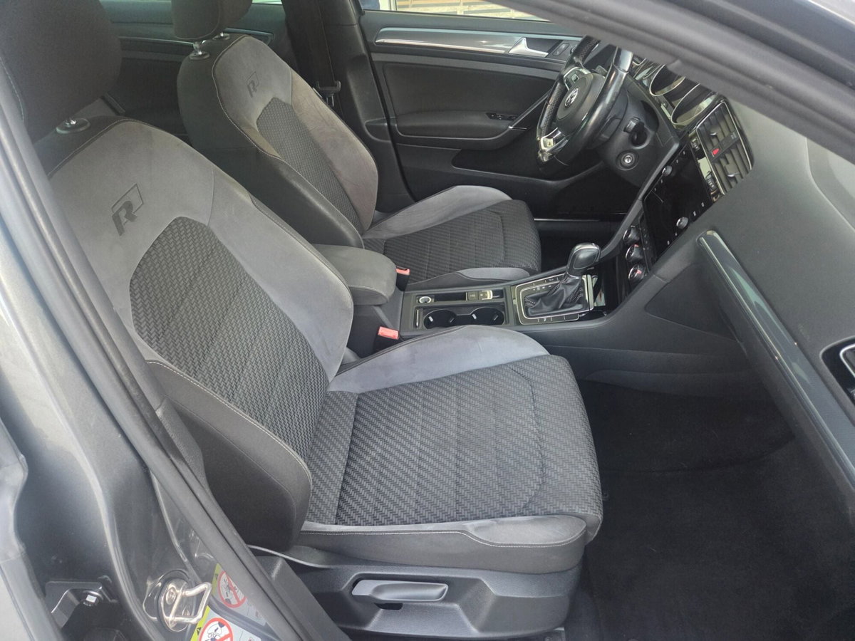 Volkswagen Golf 2.0 TDI 5p. Highline BlueMotion Technology (19)
