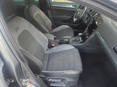 Volkswagen Golf 2.0 TDI 5p. Highline BlueMotion Technology (19)