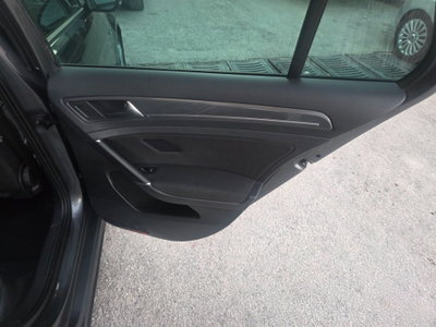 Volkswagen Golf 2.0 TDI 5p. Highline BlueMotion Technology (20)