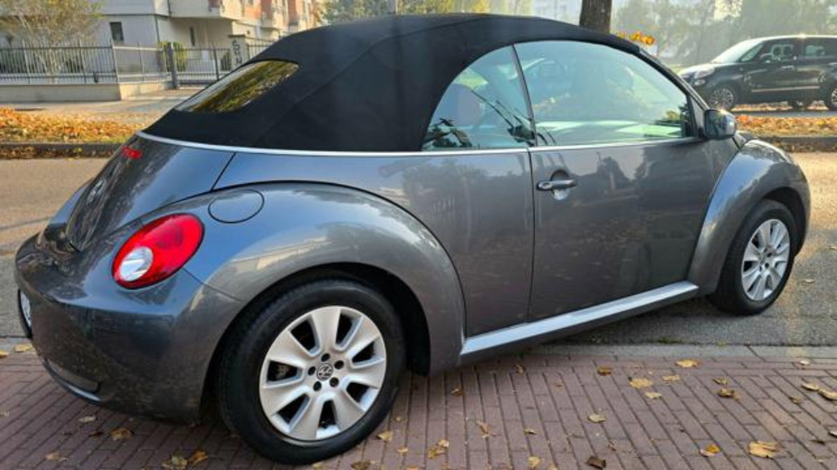 Volkswagen New Beetle Cabrio aut. (12)