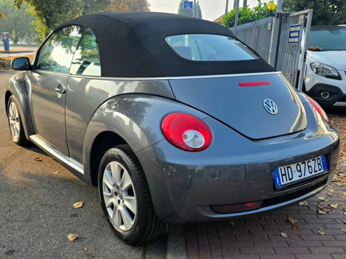 Volkswagen New Beetle Cabrio aut. (7)