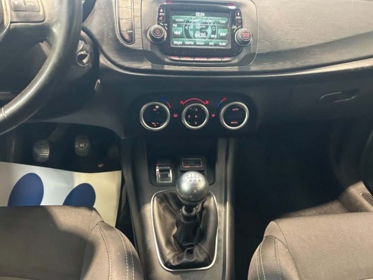 Alfa Romeo Giulietta 1.6 JTDm Business 120cv (10)