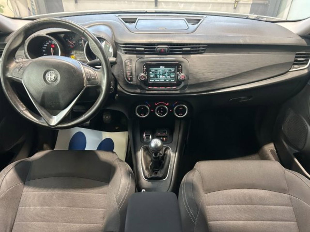 Alfa Romeo Giulietta 1.6 JTDm Business 120cv (15)