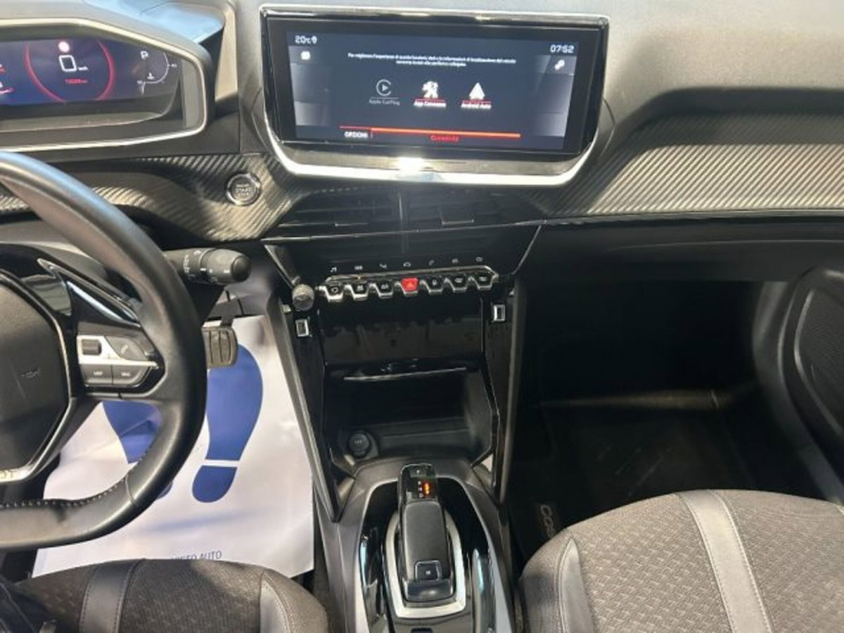 Peugeot 2008 BlueHDi 130 S&S EAT8 Allure Pack (13)