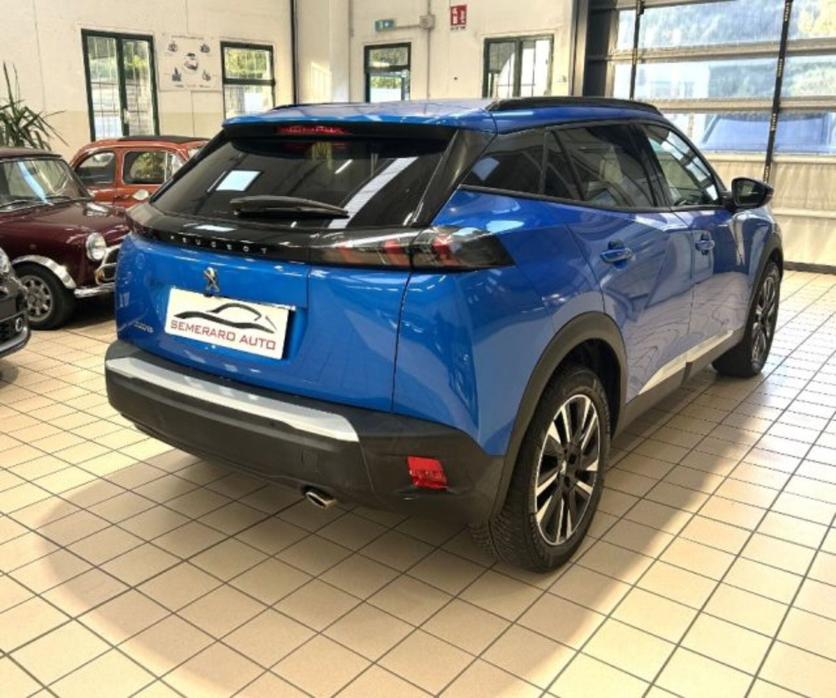 Peugeot 2008 BlueHDi 130 S&S EAT8 Allure Pack (4)