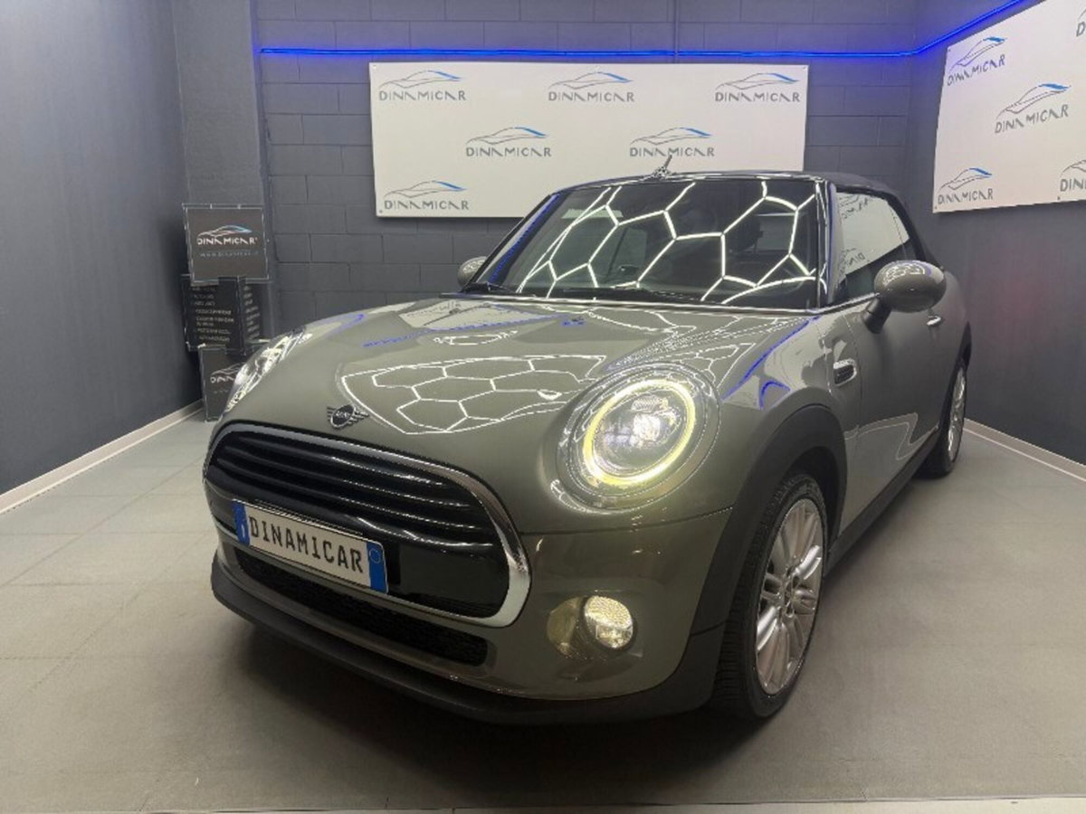 MINI Mini Cabrio 1.5 Cooper D Boost Cabrio (10)