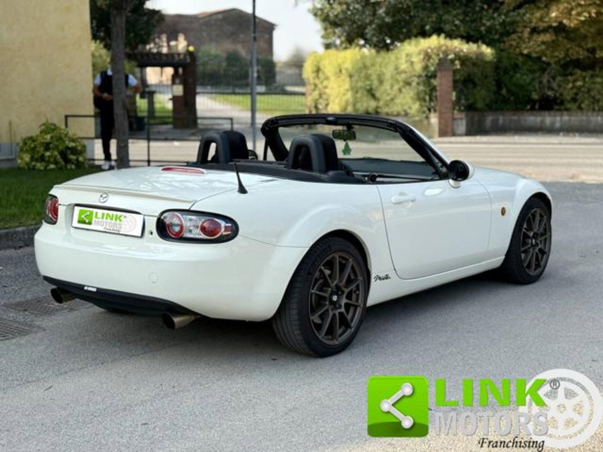 Mazda MX-5 Roadster 1.8L Fire (15)