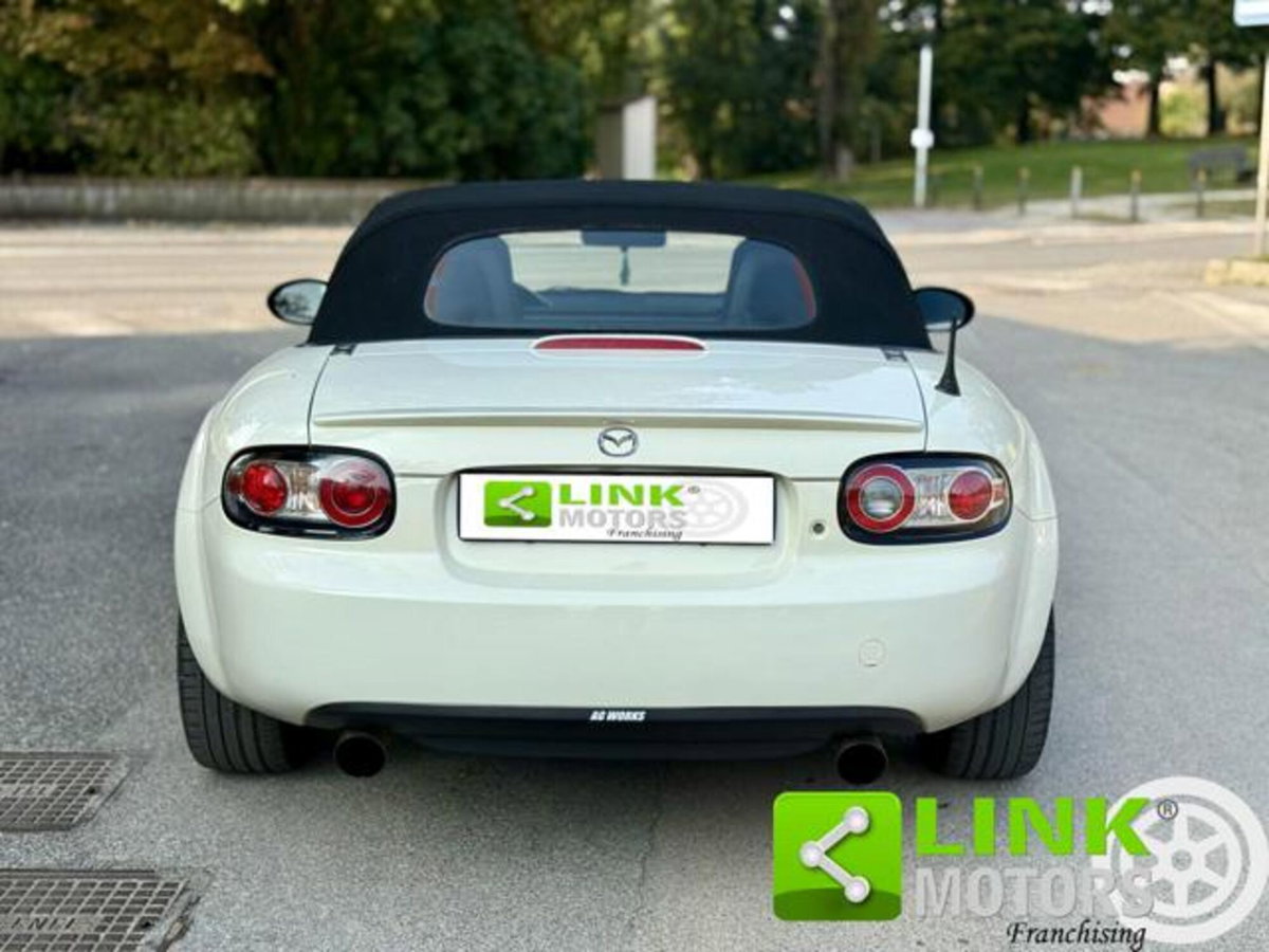 Mazda MX-5 Roadster 1.8L Fire (17)