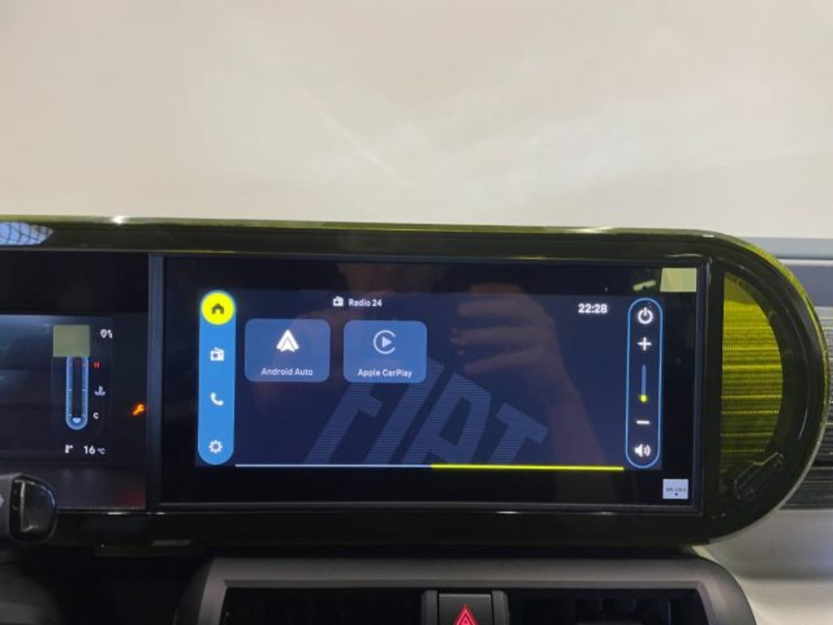 Fiat Grande Panda 1.2 hybrid Icon 110cv edct (11)