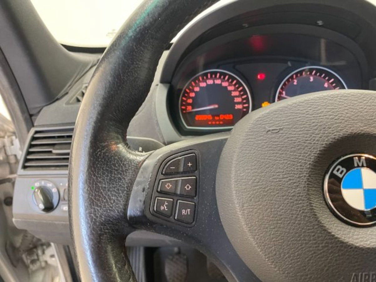 BMW X3 2.0d cat Eletta (18)