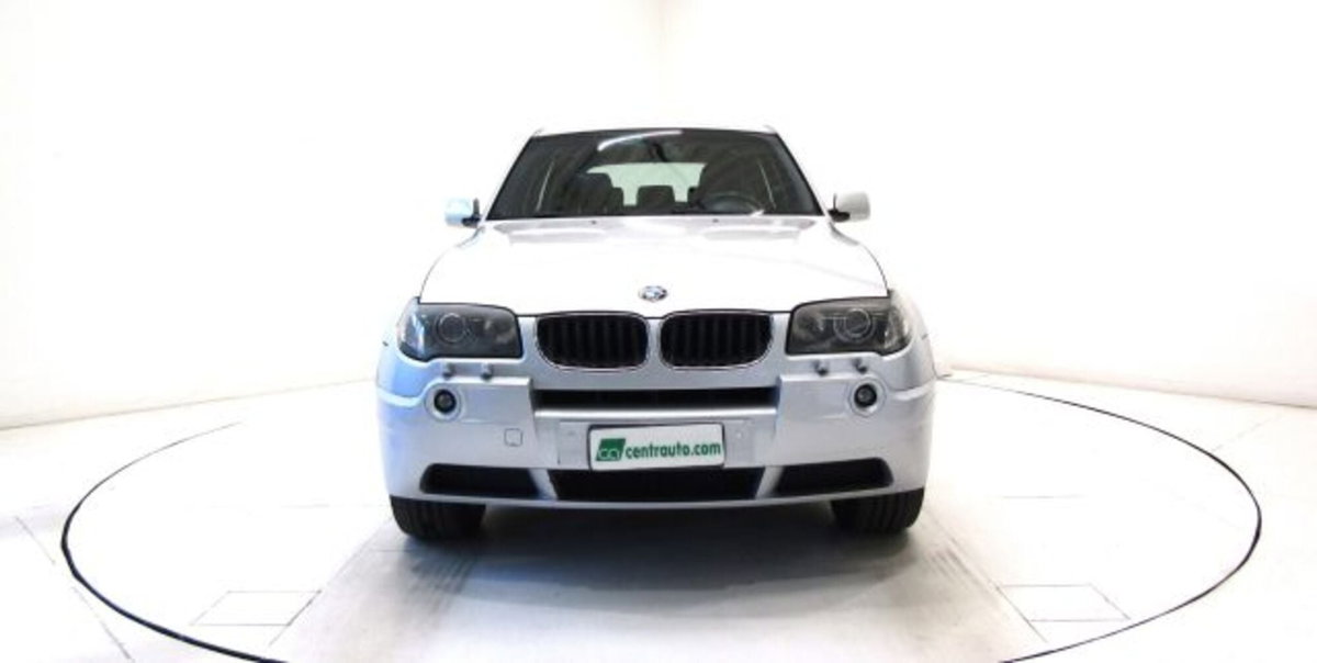 BMW X3 2.0d cat Eletta (2)