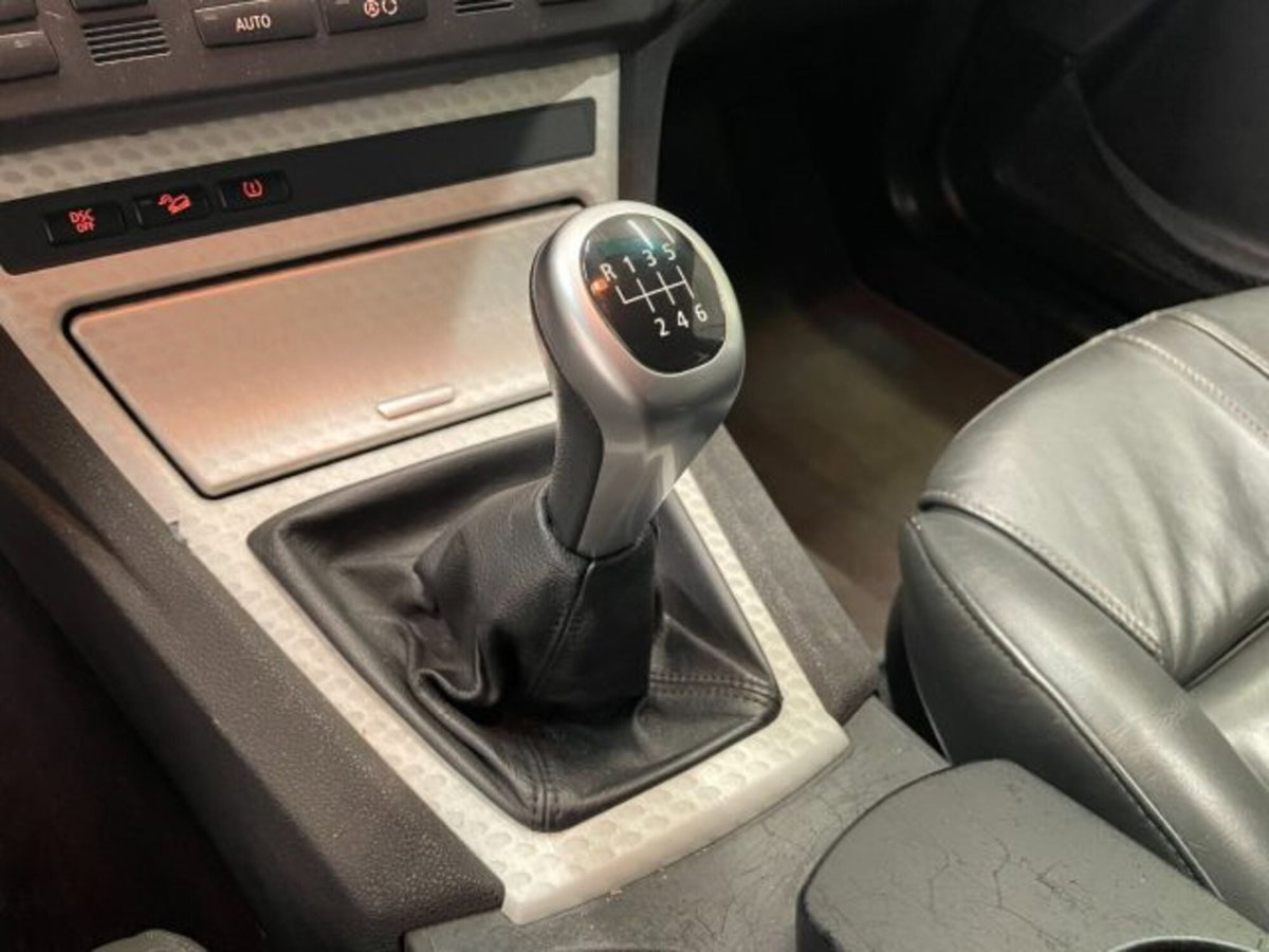 BMW X3 2.0d cat Eletta (8)